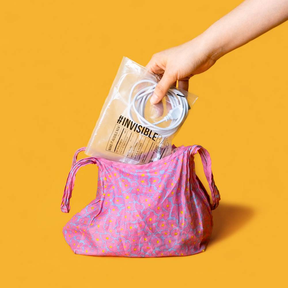 
                  
                    #INVISIBLEBAG Garment Bag
                  
                